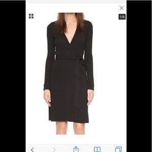 Diane Von Furstenburg Wrap Dress. Size 8.